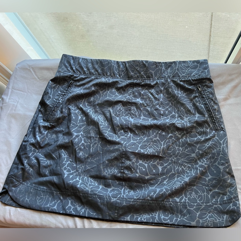 Active sportswear skirt, black